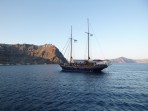 Schifffahrt durch die Caldera - Insel Santorini foto 39